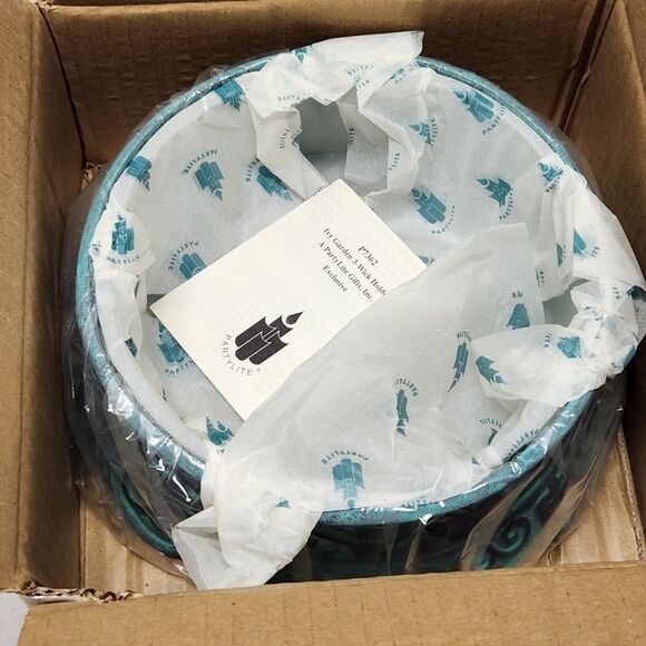 Vtg Partylite Retired Verdigris Ivy Garden 3-Wick Pillar/Candleholder P7362 NIB - Picture 2 of 10